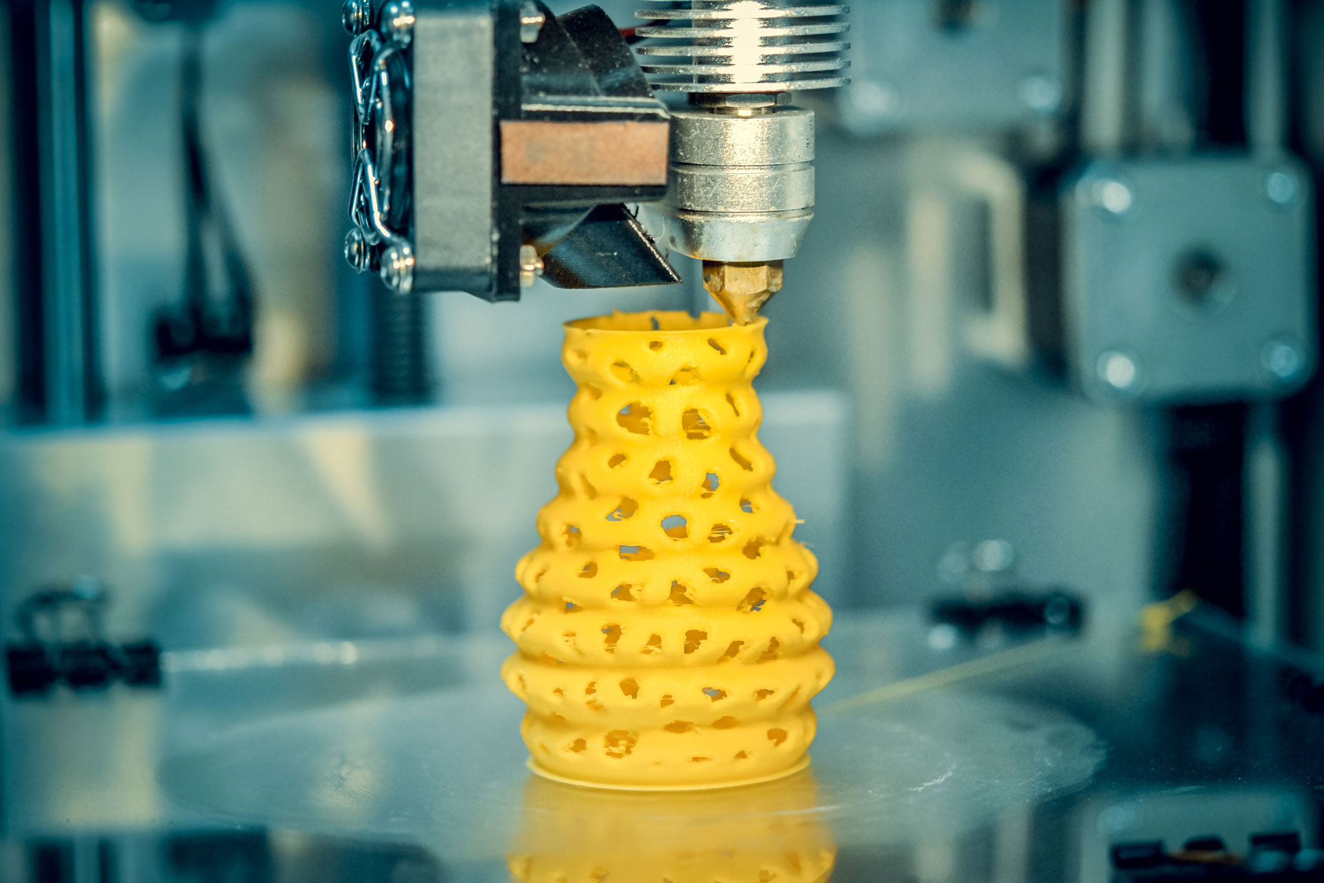 Tecniche di produzione avanzata nella meccanica di precisione